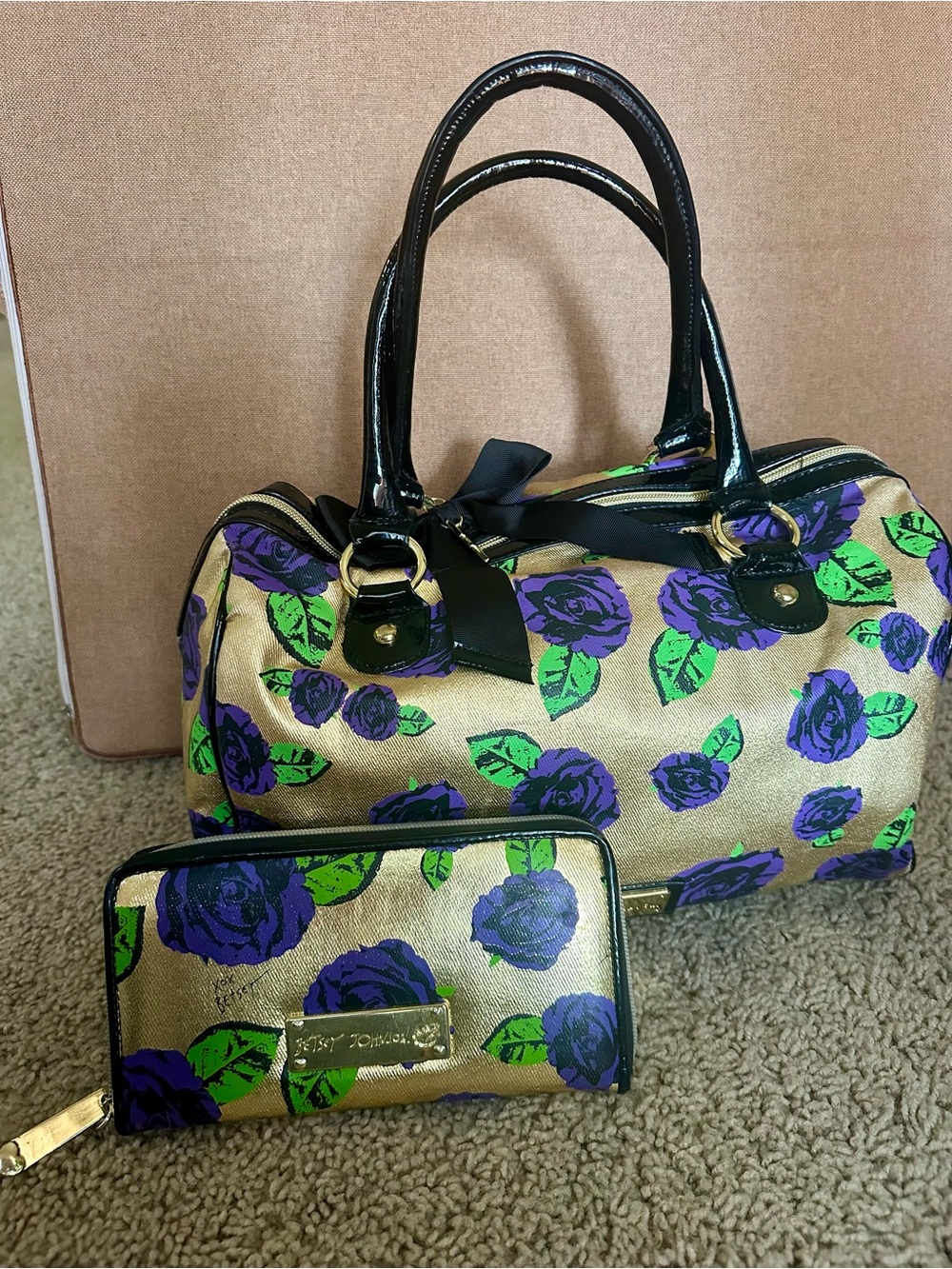 RARE Y2K Betsey Johnson Gold Satchel & Wallet - 4 piece set!!